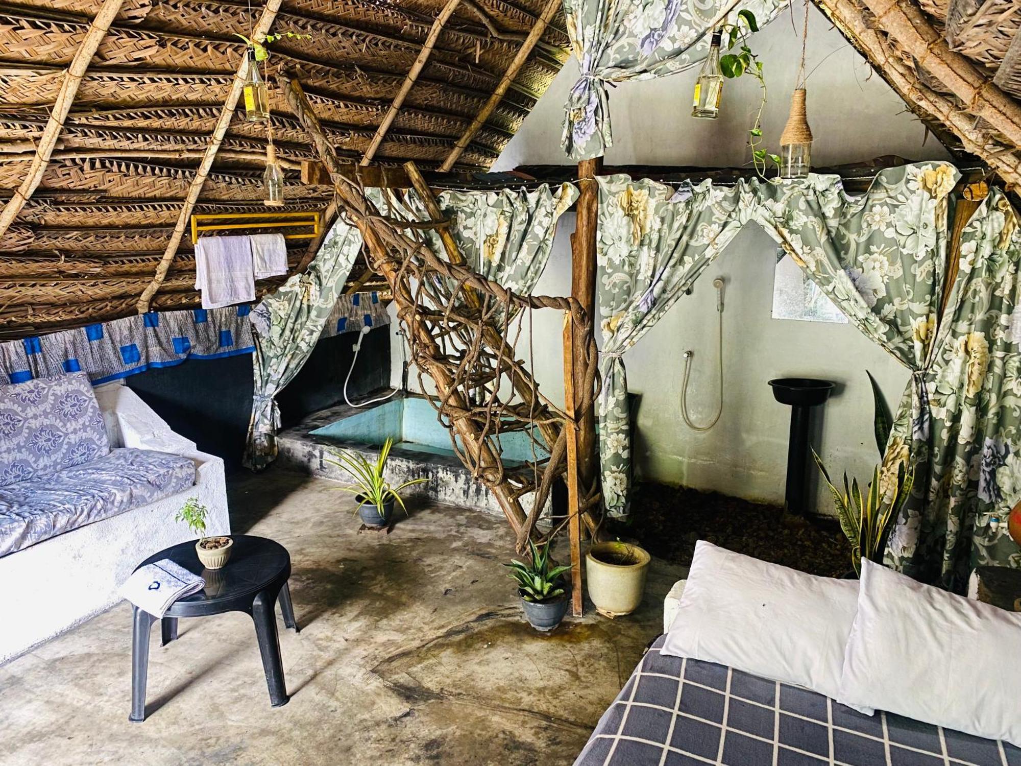 The Forest Edge Resort ダンブッラ エクステリア 写真