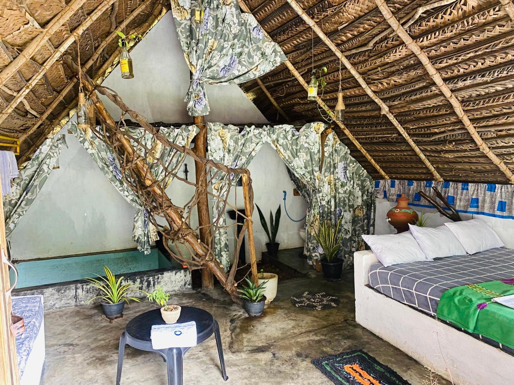 The Forest Edge Resort ダンブッラ エクステリア 写真