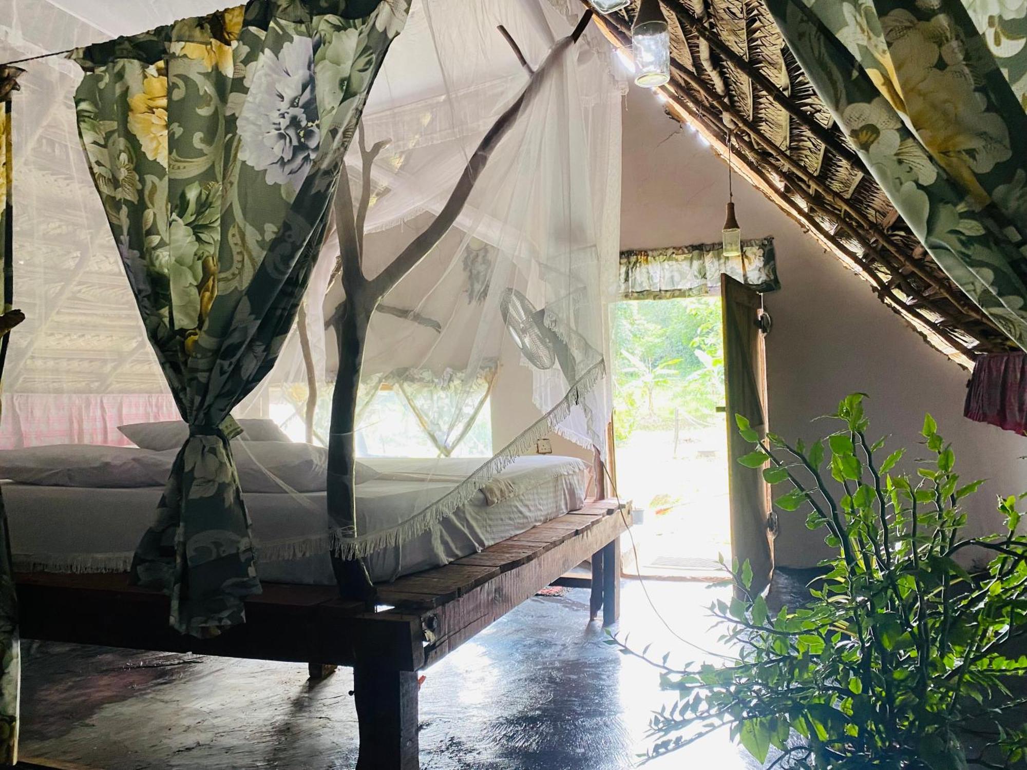 The Forest Edge Resort ダンブッラ エクステリア 写真